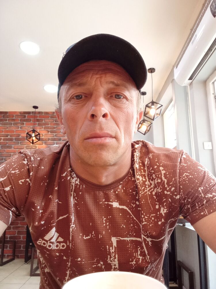  54179895  Artem, 38 ,    