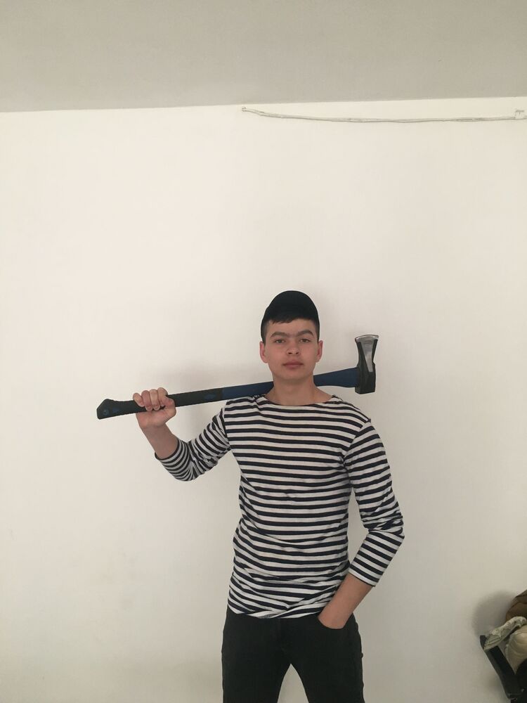  35333815  , 22 ,    -