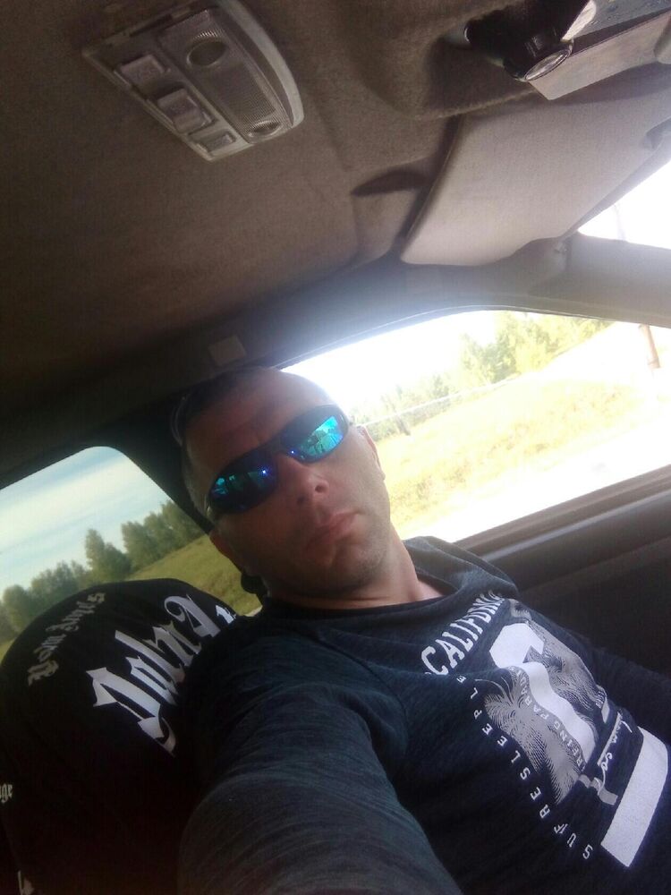  31880565  , 38 ,    