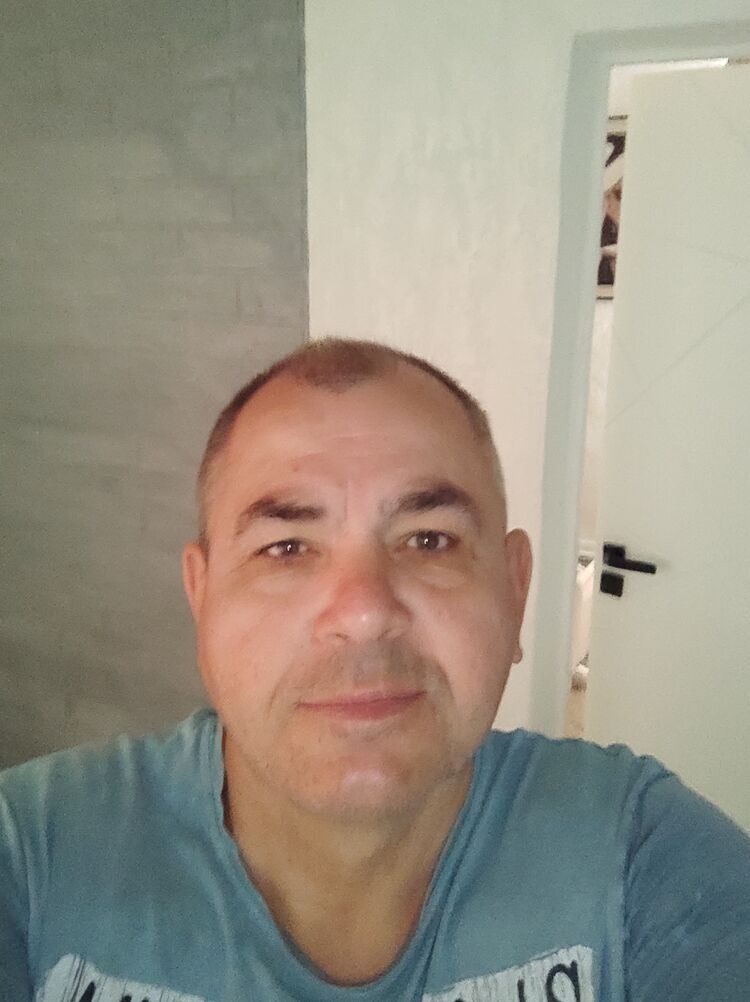  51787985  , 57 ,    