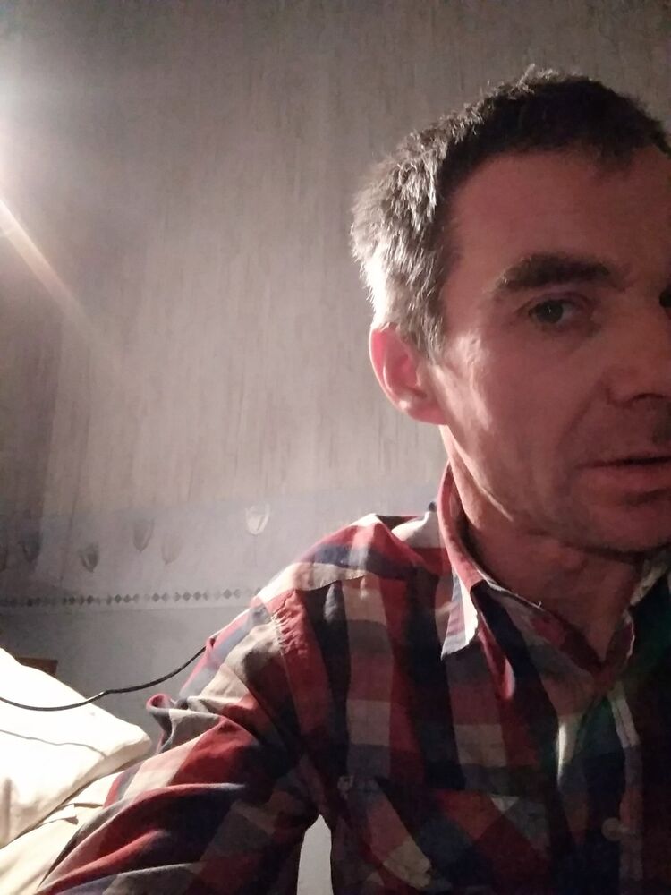  ,   Robert, 48 ,   