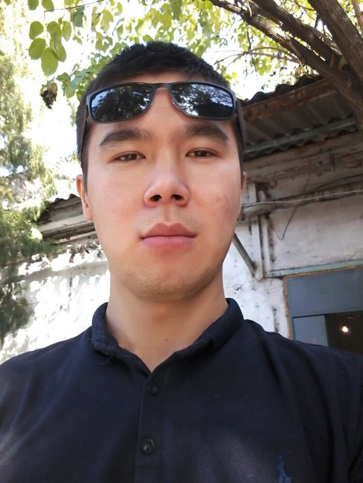  28472005  Aaaaa, 33 ,    -