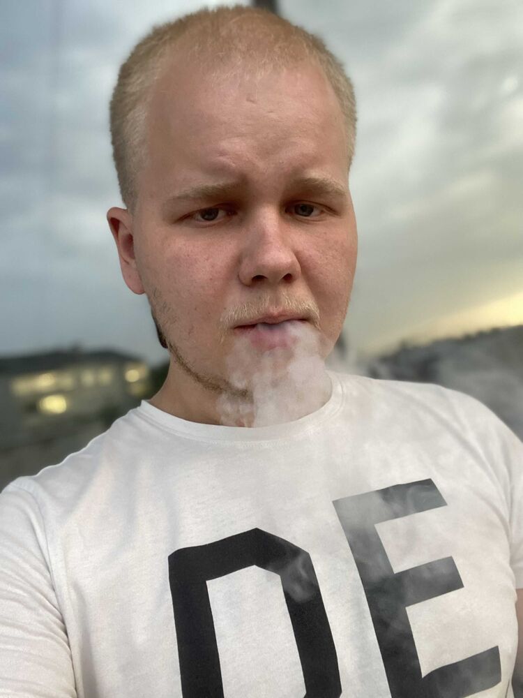  30274735  , 26 ,    