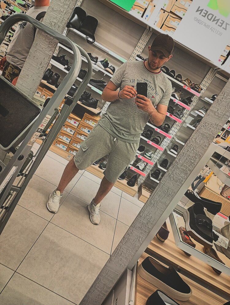  --,   Daniel, 28 ,   ,   , c 