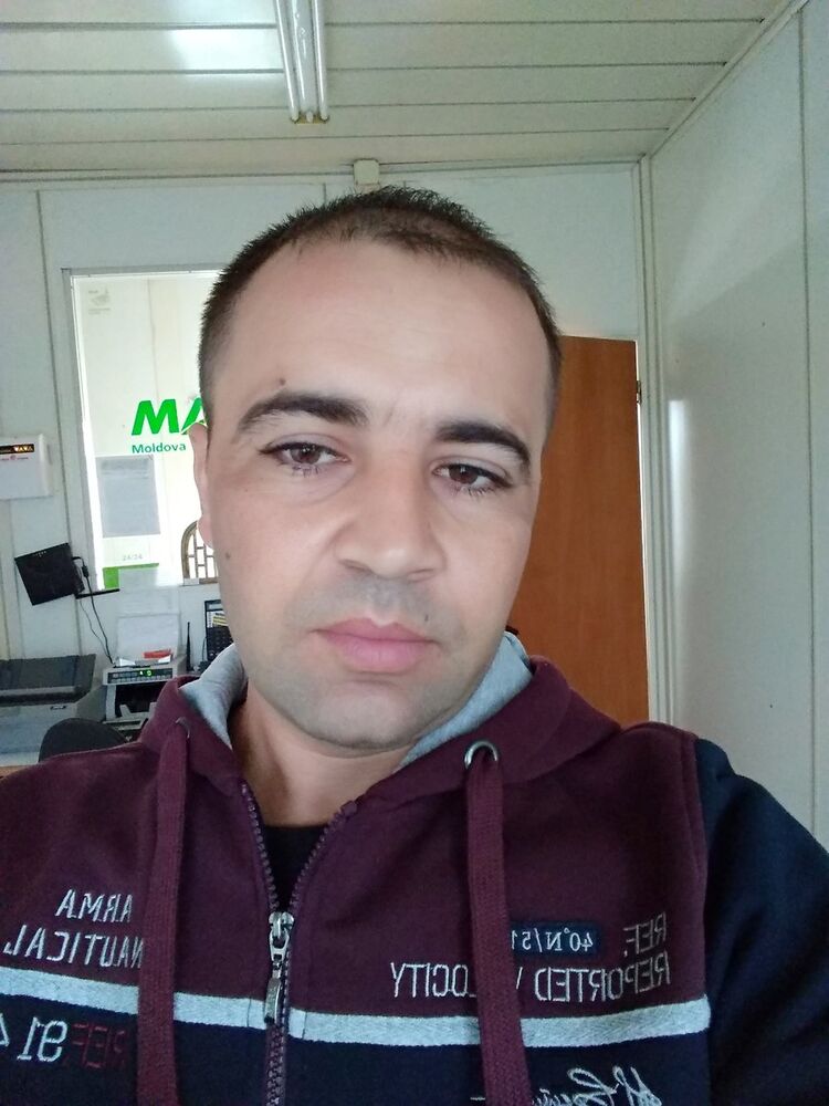  18348115  , 39 ,    