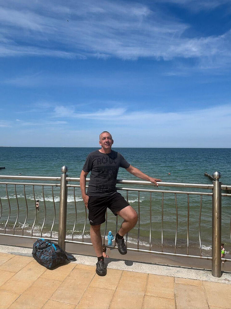  53922845  Grigory, 50 ,    