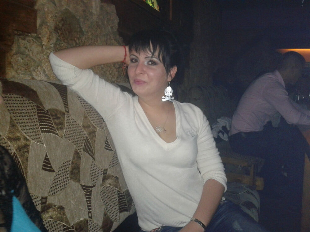  4489915  Cristi, 35 ,    