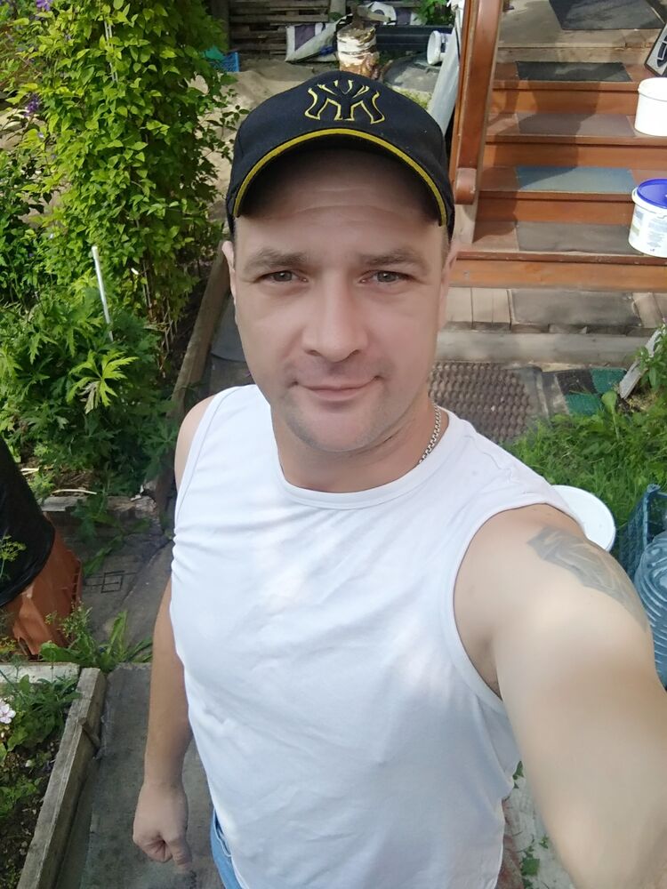 45052015  Alex Grinnn, 38 ,    