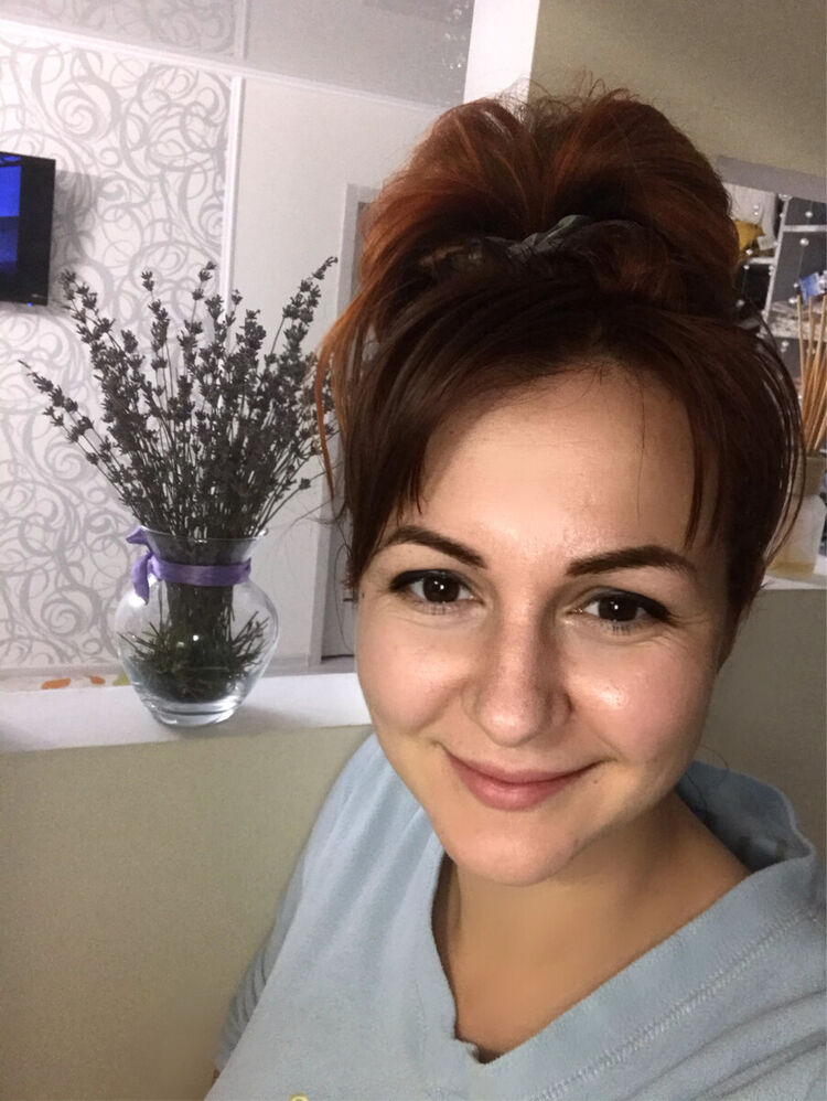  22166825  Mary, 37 ,    Rome