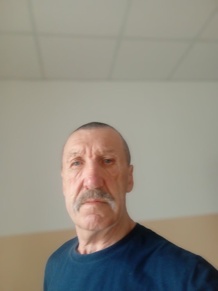  43148405  , 63 ,    -