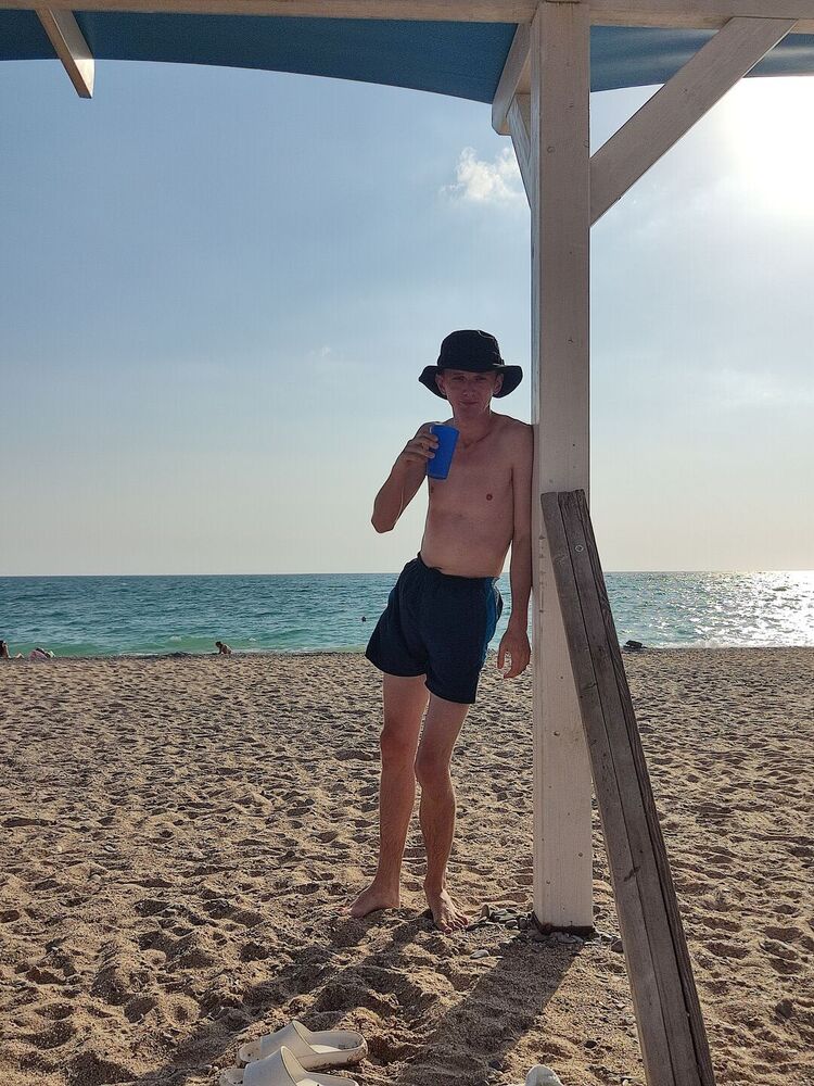  ,   , 28 ,   ,   