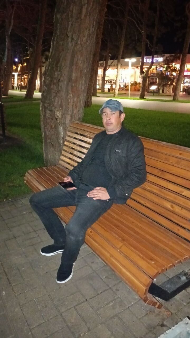  ,   Zahid, 37 ,   c 