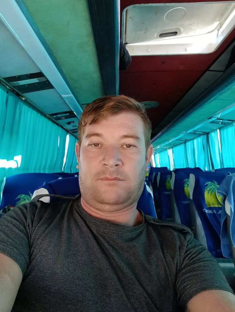 ,   Ali, 38 ,   ,   