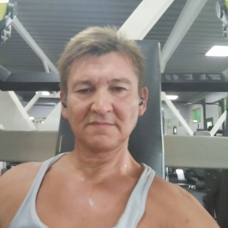  28843915  , 54 ,    