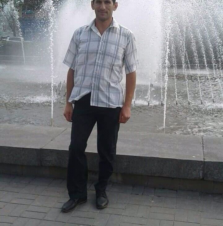  15701645  , 44 ,    