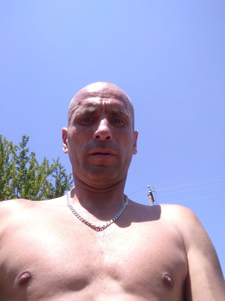  28762075  , 44 ,    