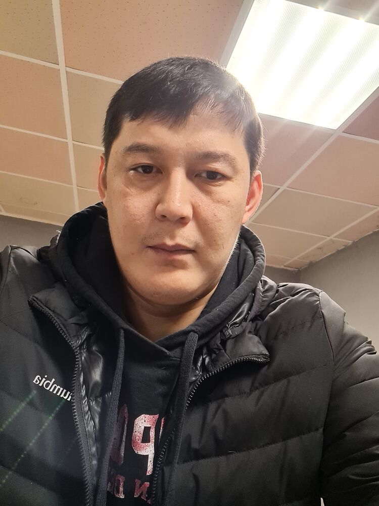  31042225  , 35 ,    