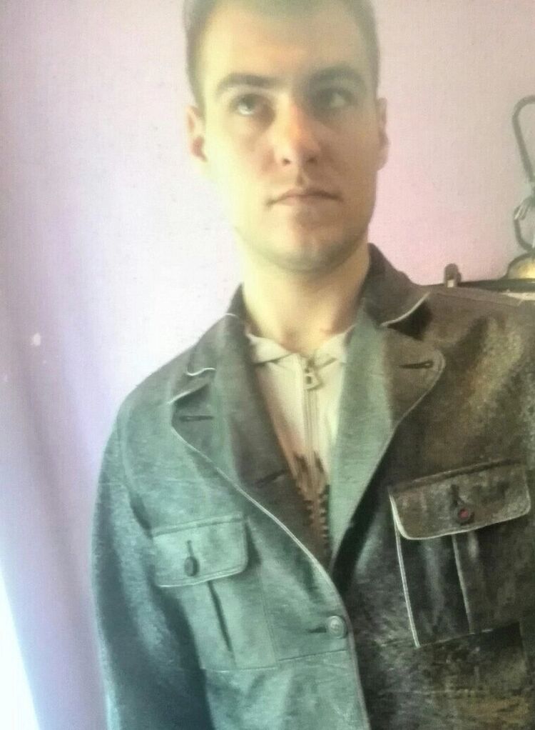  49494365  , 34 ,    