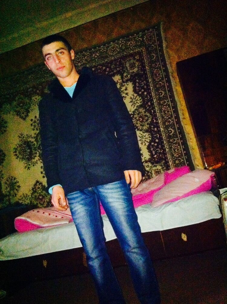  ,   Davo, 31 ,   