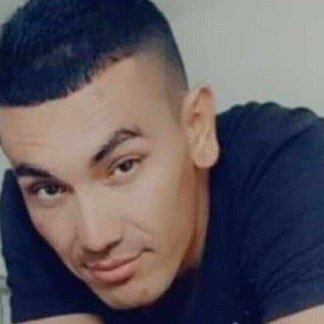  30744285  , 37 ,    