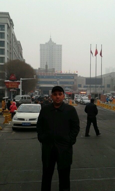  ,   Dilshadbek, 42 ,     , c 