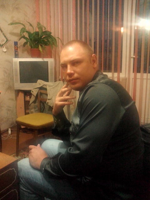  ,   Alex, 40 ,   