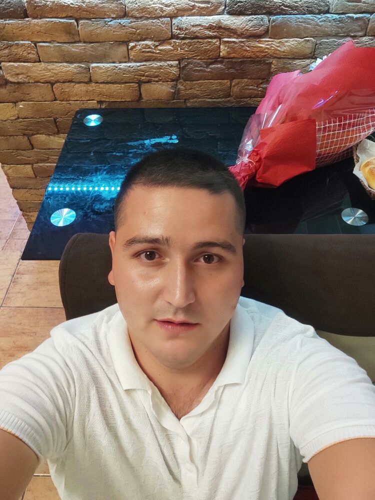  ,   Nuriddin, 29 ,     , c 