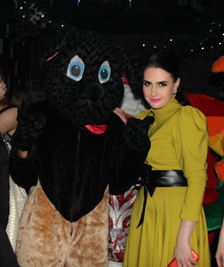  54157435  Katrin, 40 ,    