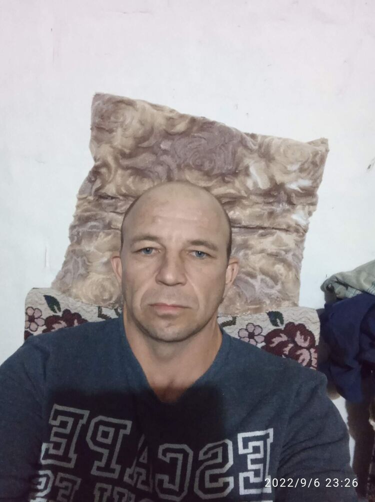  43738865  , 40 ,    