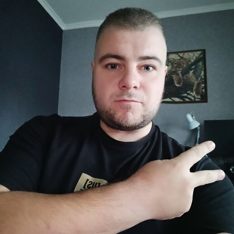  45084565  Alexander, 32 ,     