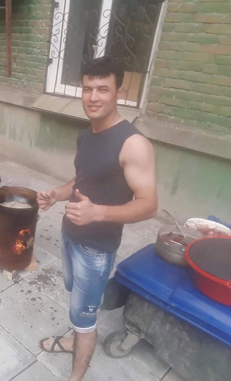  46557225  , 37 ,    --