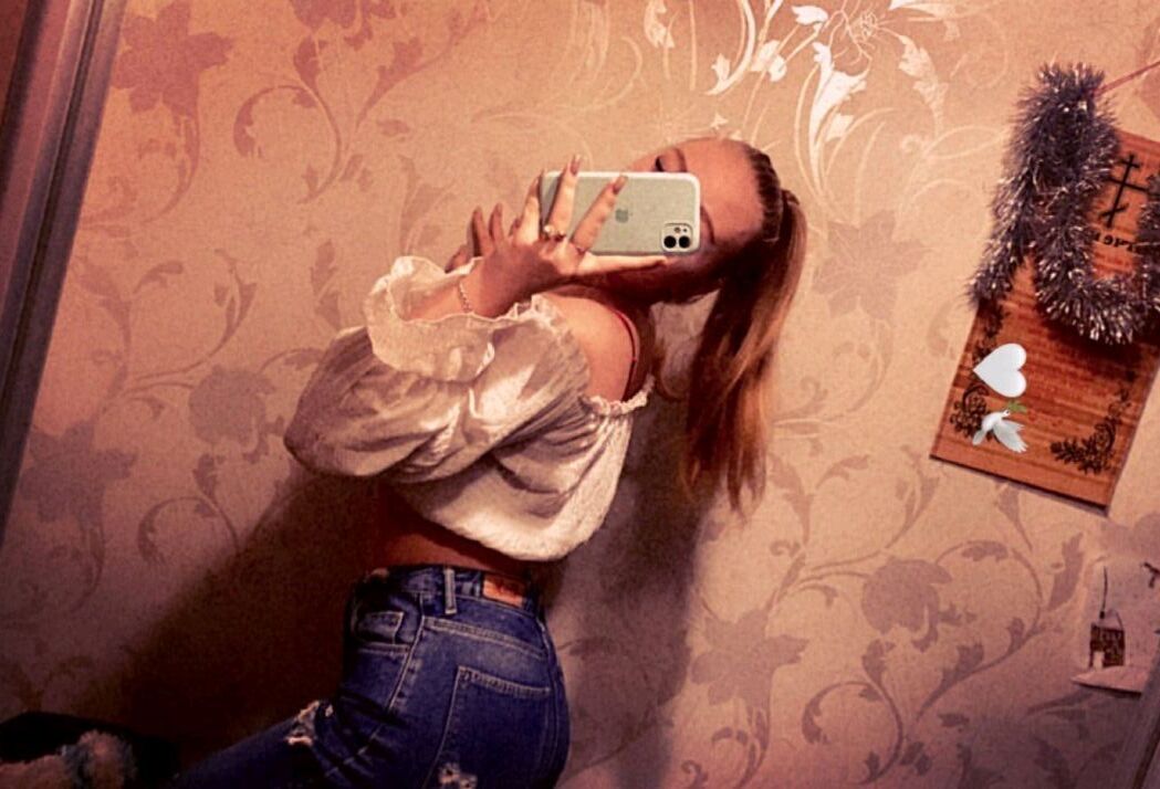  43297825  Milka, 21 ,    