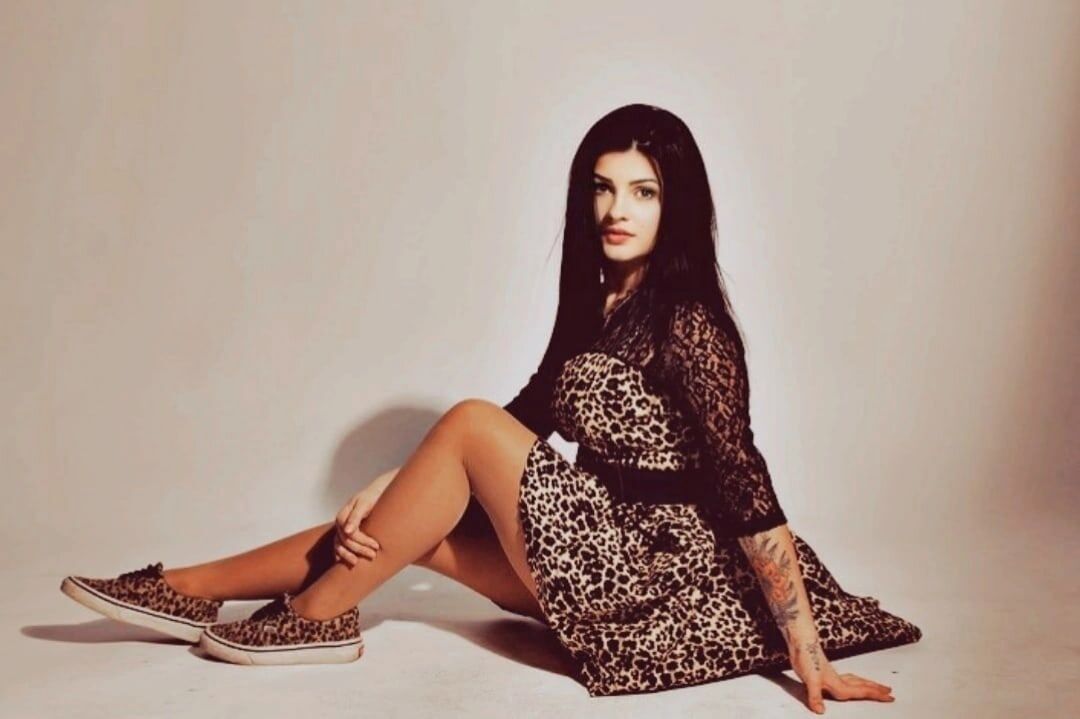  ,   Irina, 27 ,   