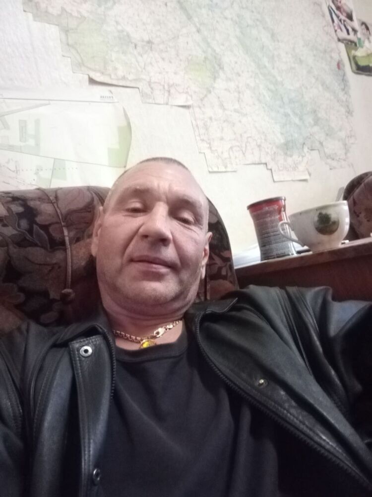  38116615  , 52 ,    