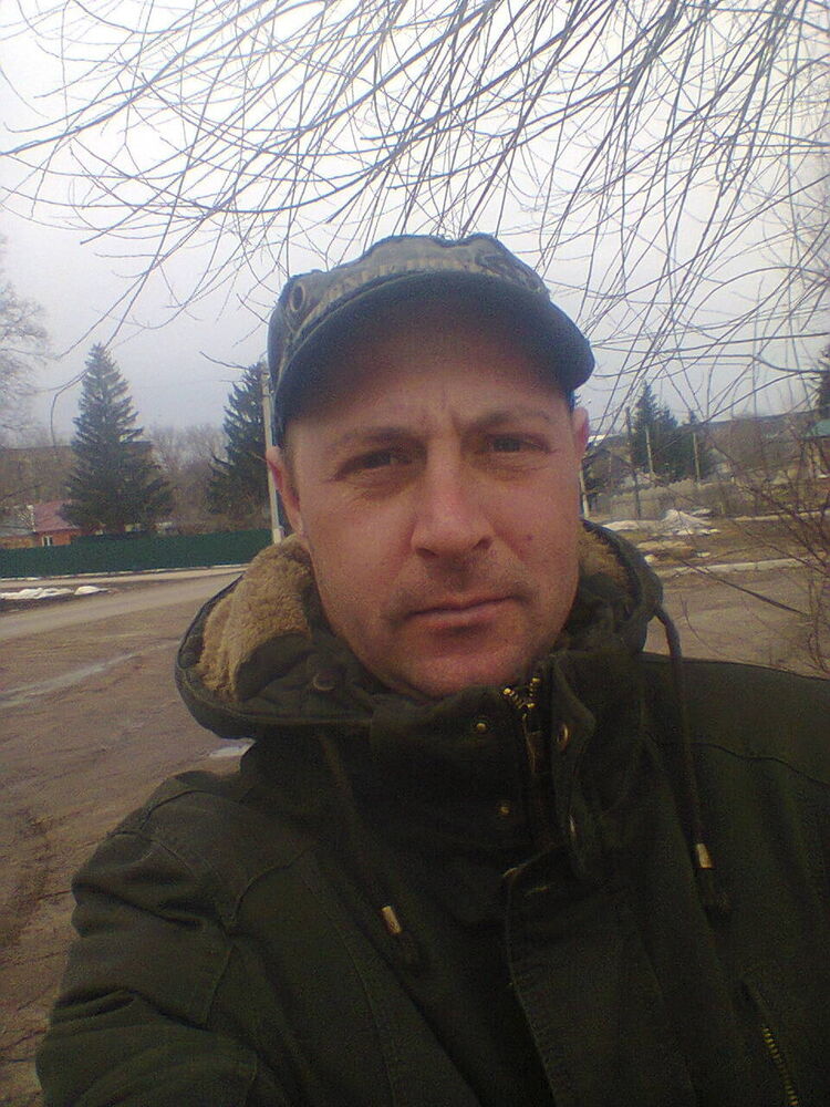  9237315  Vlad, 44 ,    