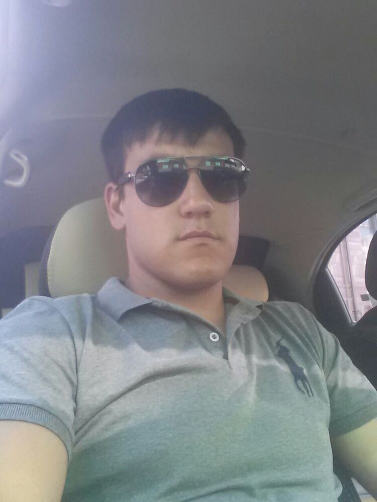  ,   Amirjon, 32 ,   ,   