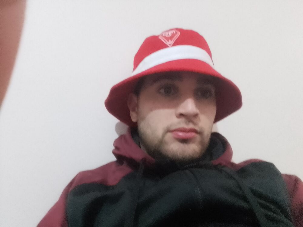  Algiers,   Isslam, 31 ,   ,   