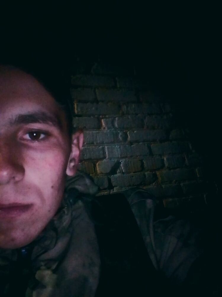  ,   Akhmed, 22 ,   ,   