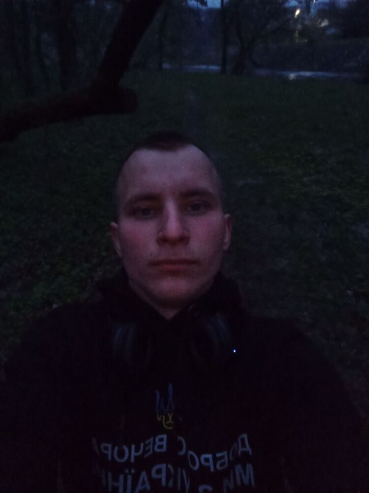  40887425  , 23 ,    