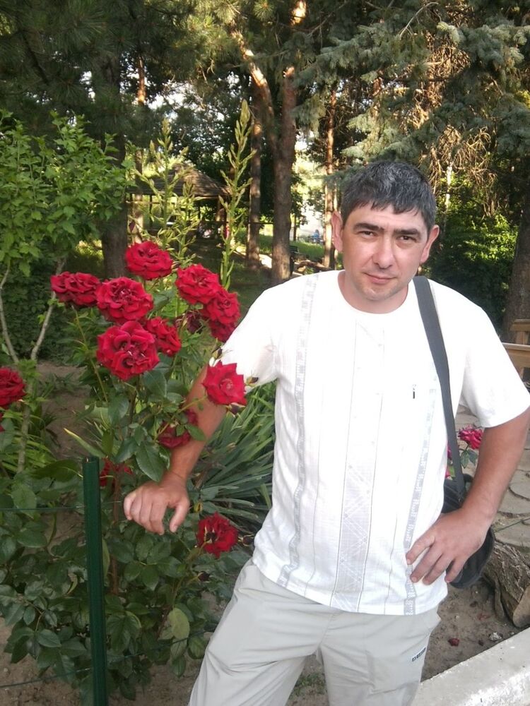  ,   Ruslan, 45 ,  