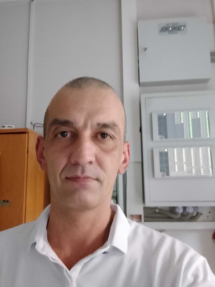  48328495  , 44 ,    