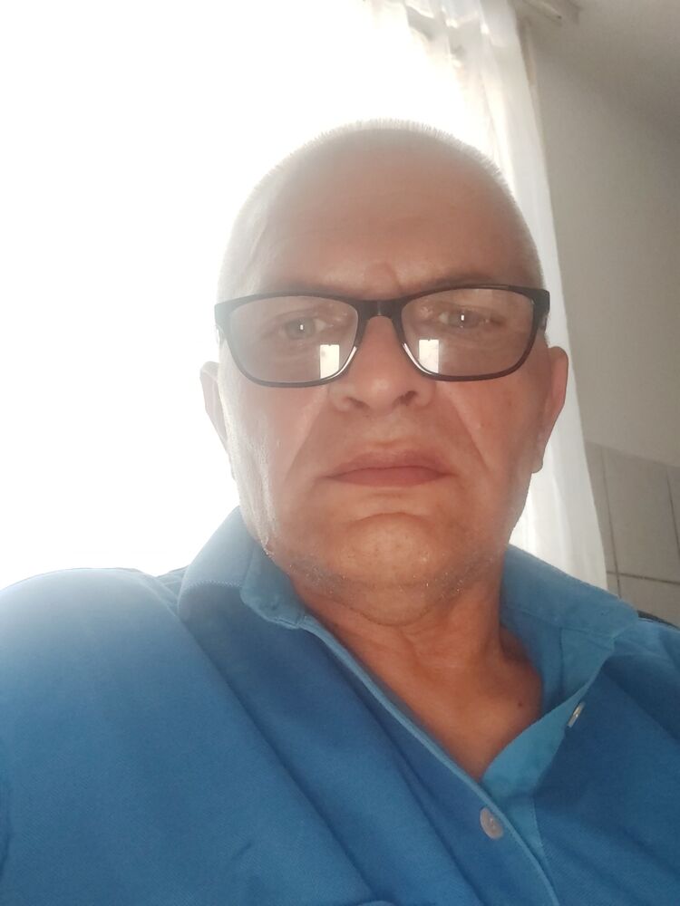  43970085  Zvonko, 63 ,    