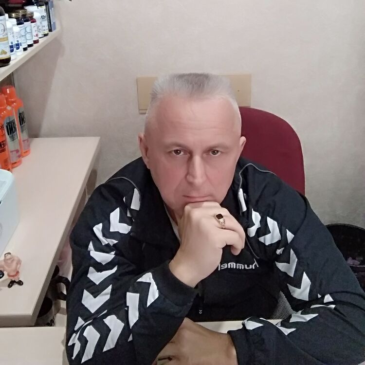  25818425  , 48 ,    