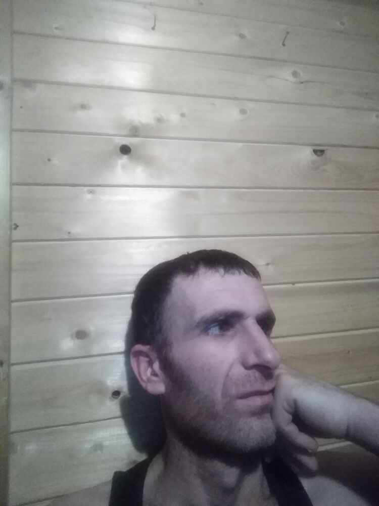  ,   Artur, 39 ,   ,   , c 