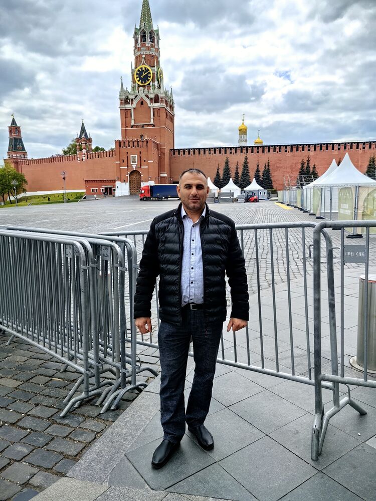 --,   , 42 ,     , c 