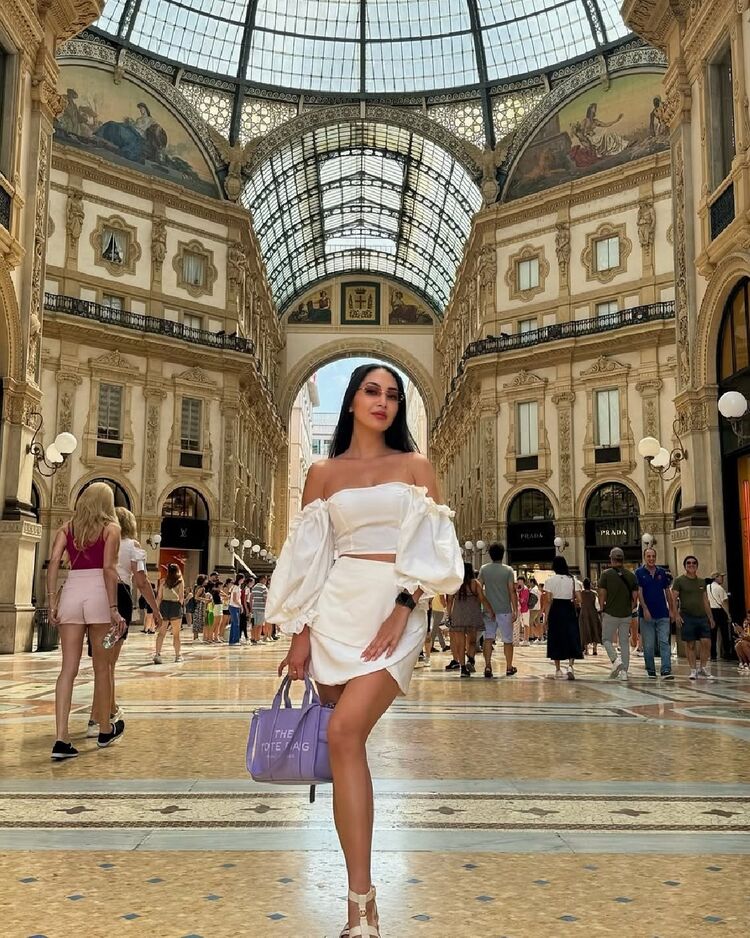  ,   , 27 ,   ,   