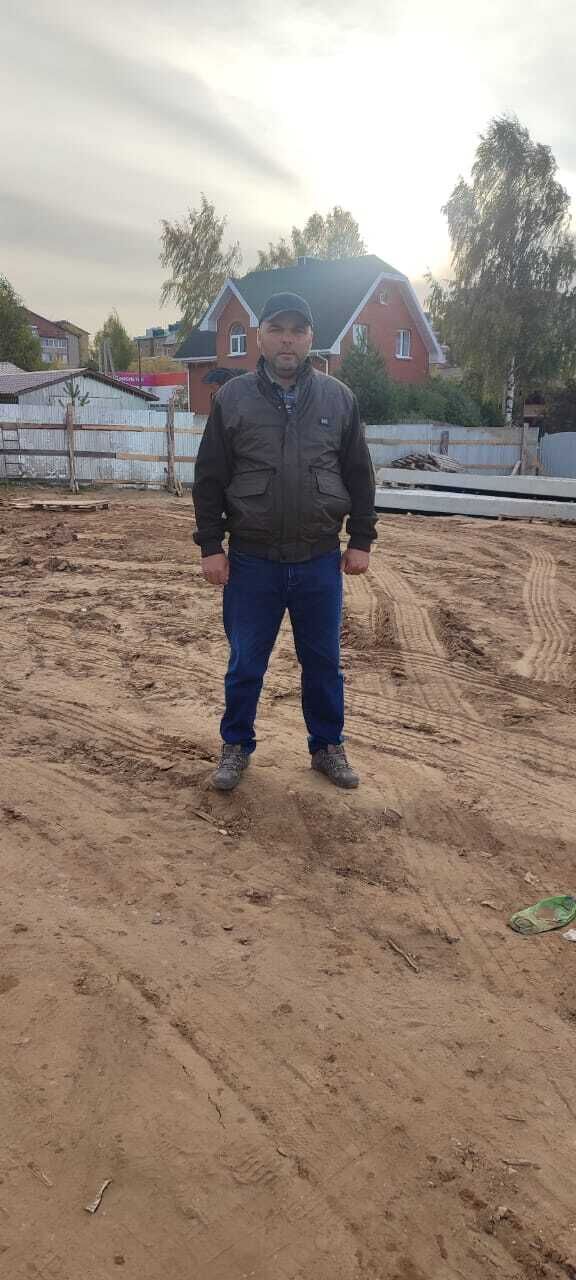  46476205  Davlat, 43 ,    