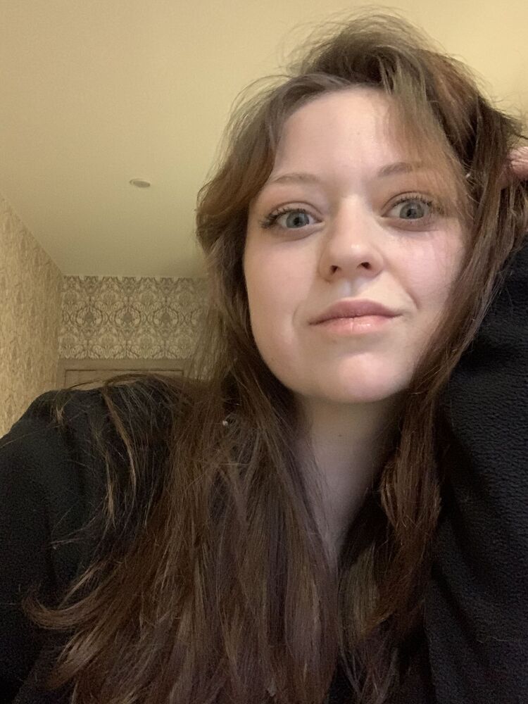  ,   KiKi, 31 ,   