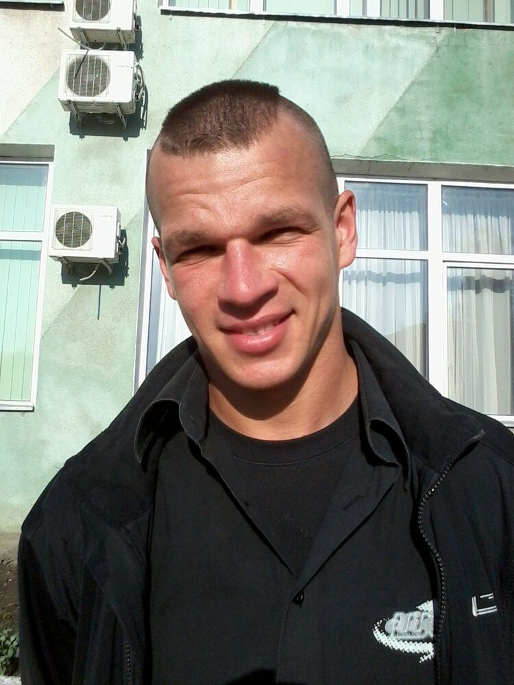  ,   Anton, 36 ,   ,   , c , 