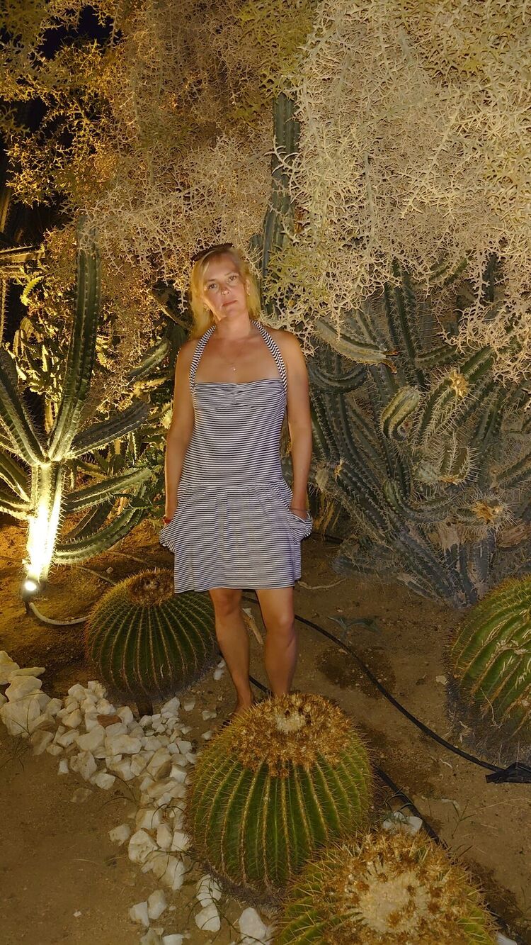  30376715  Natalia, 51 ,    